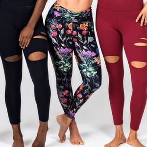 Kyra Grace Floral Leggings